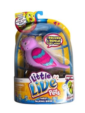 Little Live Pets Dee Tweet Talking Bird